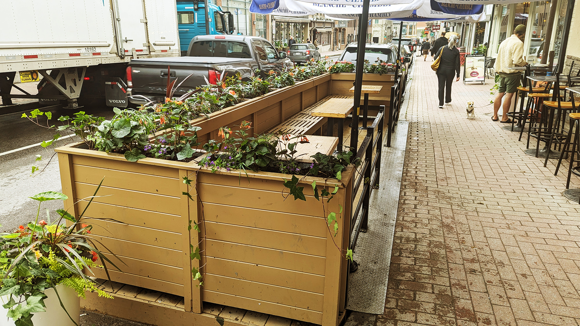 Terrasse sur la rue st-Jean à québec